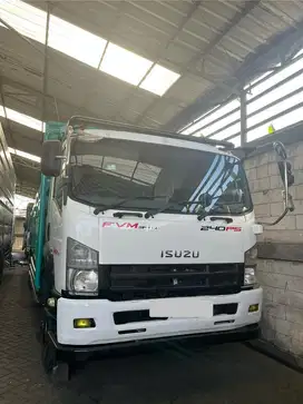 Isuzu FVM 34 W Tronton 6x2