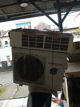 Menerima jual beli AC bekas borong atau satuan
