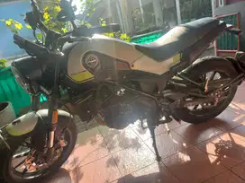 Dijual Benneli Leancino 250 CC, harga 40 jt nego.