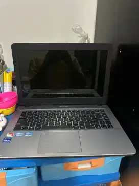 Asus X441B 1 Tb DDR 4