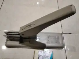 Dijual cepat stapler jilid besar kangaro HD23S24