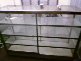 etalase bekas kondisi masih bagus minus Pintu cuma satu