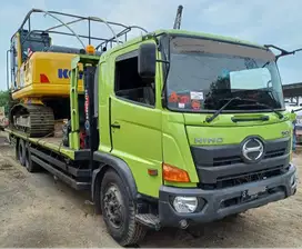 Dijual Self Loader Truck Hino 500 FM260JW Tahun 2021