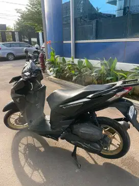 DI JUAL MOTOR HONDA VARIO 150 THN 2017