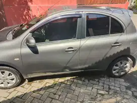 Nissan March 2013 Bensin