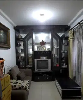 Di Jual Rumah 2 Lantai Siap Huni Di Komplek Riung Bandung