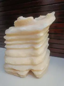 Batu suiseki pajangan berat 7.7 kg