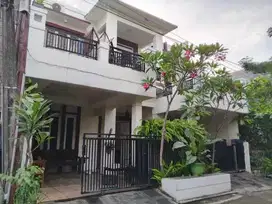 Rumah di jual strategis Kota Bekasi