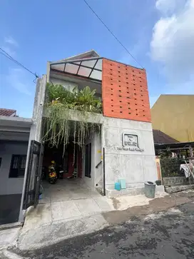 rumah berkonsep industrial