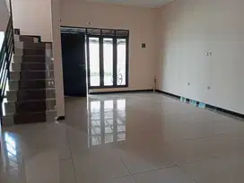 Di Jual Rumah Minimalis 2 Lantai Siap Huni Di Grand Sharon Residence