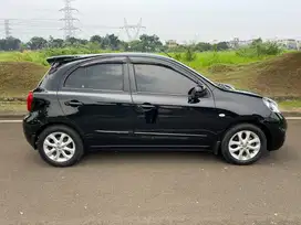 Nissan March 1.5 L AT 2014