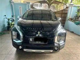 Xpander Cross 2021 Premium Hitam