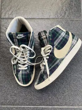 Nike Blazer - Flannel