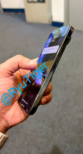 Jual Murah HP Google Pixel 9 Pro Obsidian 16/128 IMEI Resmi like new
