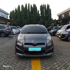 5JT YARIS E AT 2012 UPGRADE TRD KEYLESS BOSKU !!