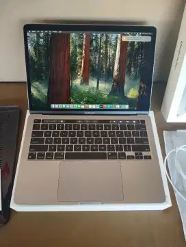 MacBook Pro M1 8/256 Fullset