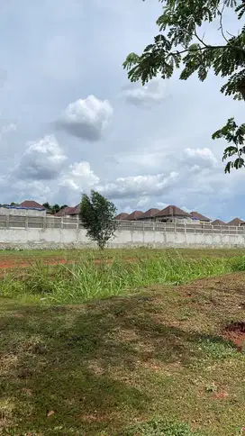CUMA 900 JUTAAN LOKASI PREMIUM TANAH KOMERSIAL PARAMOUNT HADAP JALAN