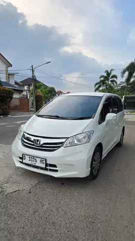 Honda Freed SD at 2013 DP 20jt
