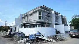 Jemursari selatan hok baru gress 2lt