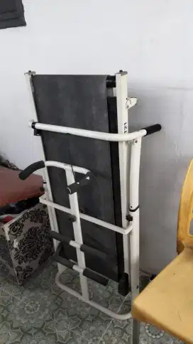 Treadmill manual gress