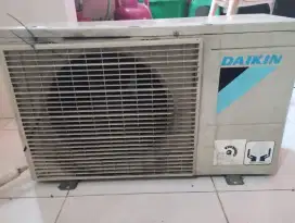 Jual AC outdoor Daikin 1 PK