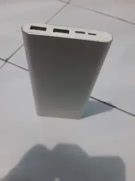Dijual powerbank xiaomi 10.000 mah original