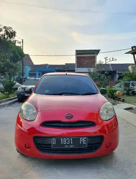 Nissan March XS Matic 2012 / 2011 tipe atas
