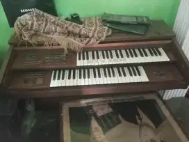 Piano Yamaha Electone F10