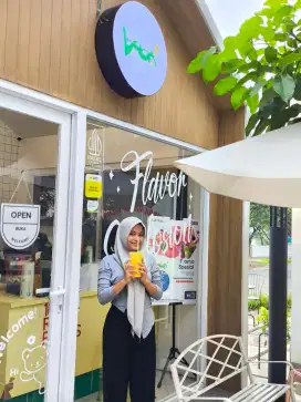 ASSISTANT BARISTA/HELPER JUICE BAR