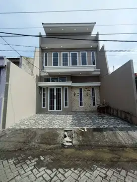Dijual Rumah Cantik 2 Lantai Perum Tengger Manukan Surabaya Barat