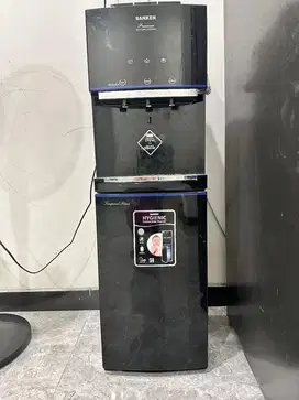 Preloved / jual Dispenser Bekas