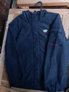 jacket Dickies Hitam