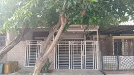 Dijual Rumah Siap Huni Di Cluster Mahoni Taman Royal 1, Tangerang