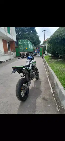 Jual motor KLX BF tahun 2020