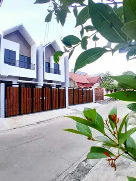 Rumah 2 Lantai Siap Huni Akses Jalan Lebar 2 Mobil di Jatiasih