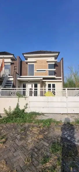 Rumah Siap Huni Lokasi Bukit Kismadani Sidoarjo Kota
