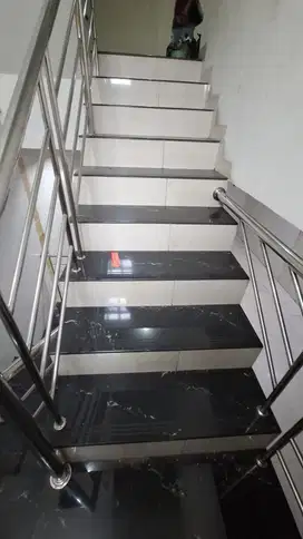 Rumah di Pademangan 4 - Hadap Timur Laut!