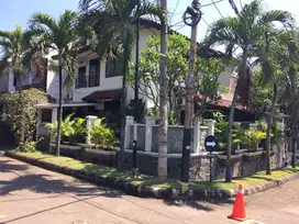 Disewakan rumah asri dan nyaman di Cimandiri sektor Bintaro Jaya
