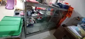 Etalase aluminium bekas uk 150 cm ada 2 etalase