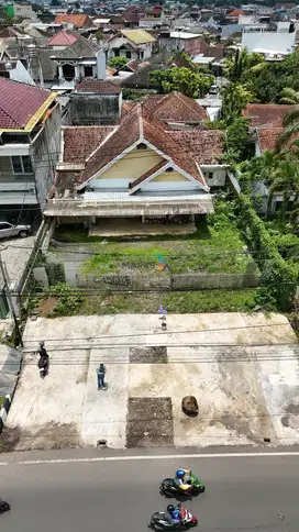 Disewakan Rumah Lama di Nol Poros Jalan Raya Dieng, Klojen Malang