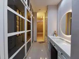 Rumah interior Mewah Di Perumahan Elite Riverside Dekat Toll karanglo