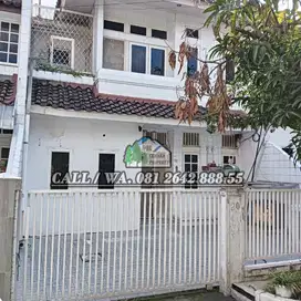 DIJUAL VILLA KOMP JATI MAS JL PERINTIS KEMERDEKAAN