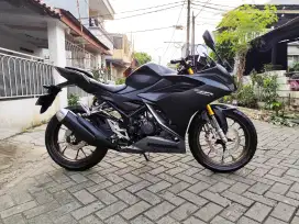 HONDA CBR 150R 2023 KM 10 RB AN PAJAK ON