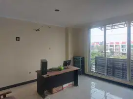 Dijual Ruko 3 Lantai di  Aralia  Harapan Indah 2  Bekasi