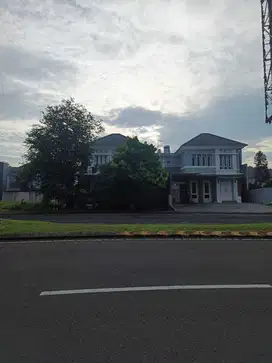 Jual Rumah di Boulevard kota wisata