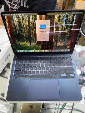Macbook air m2 13 inch ram 16 sad 256 ibox juni 2026