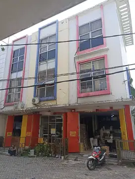 Ruko gandeng 3, karawaci