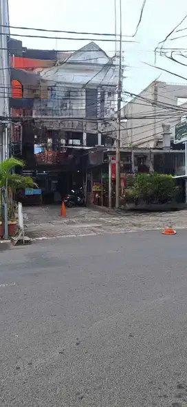 Ruko Gandeng di Pulo Gadung - 4 Lantai!