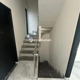 DIJUAL RUMAH KOMP VEDERICK HAUS-DAERAH BABURA (PUTRA)
