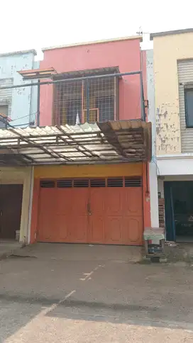 Dijual/Disewa Ruko 2 Lantai Di Taman Royal 1 - Tangerang